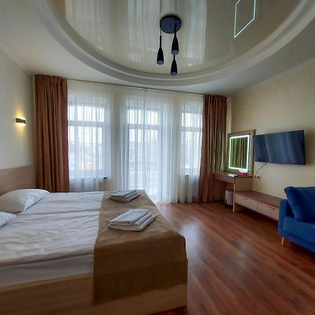 Graff Hotel Dnipro Exterior foto